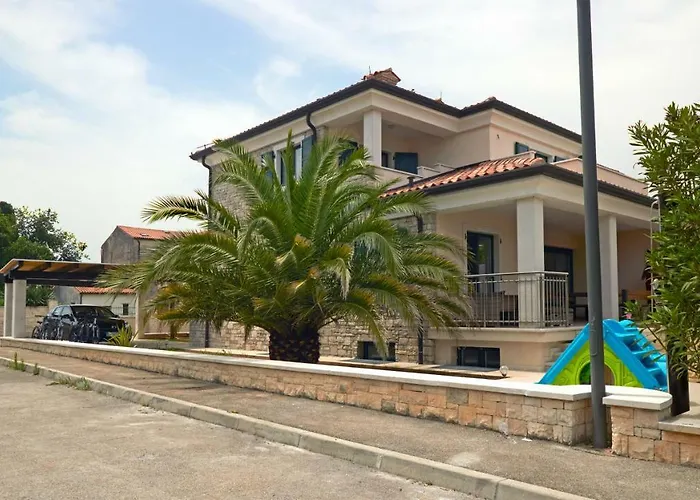 Villa Jazzbina By Rent Istria